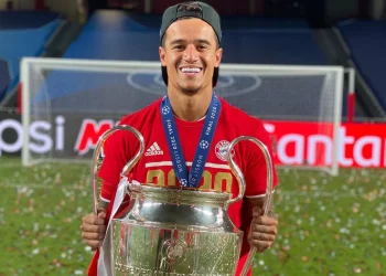 Jogadores revelados pelo Vasco que jogaram a Champions League