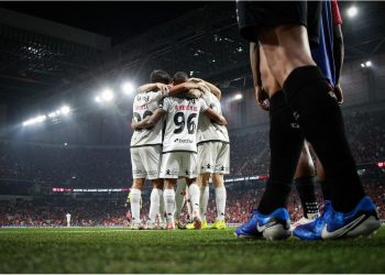 Sequência do Vasco após data FIFA é importante; veja os jogos