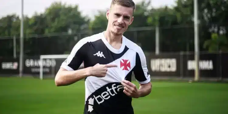 Vasco já utilizou 37 jogadores no Brasileirão; veja lista