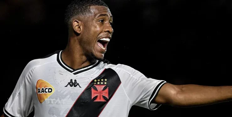 Vale? Vasco estipula valor para vender Rayan e clubes europeus ficam de olho