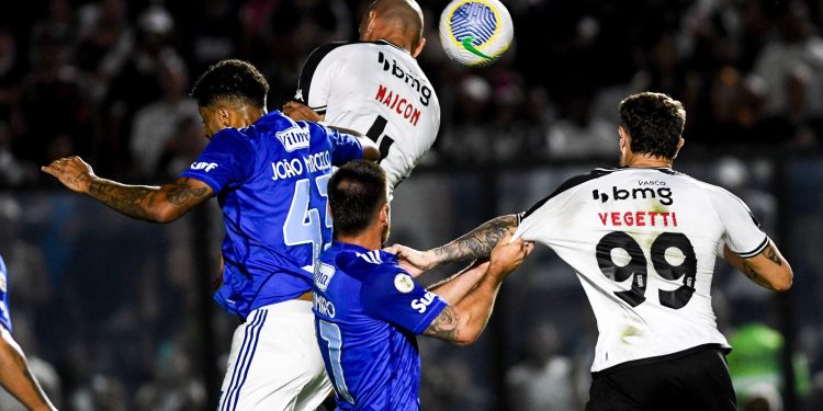 Cruzeiro ganha desfalque para enfrentar o Vasco