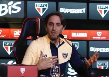 São Paulo tira analista do Vasco
