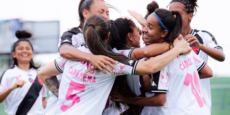 Desrespeito histórico: diretoria do Vasco ignora torcida e jogo da semifinal do Carioca Feminino será no Nivaldo Pereira