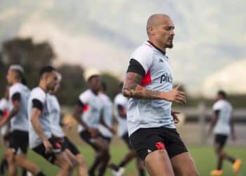 Qual dupla de zaga tem o melhor aproveitamento no Vasco? Confira