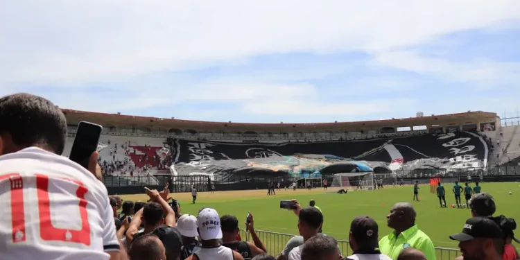 Treino aberto do Vasco divide opiniões jornalista critica decisão