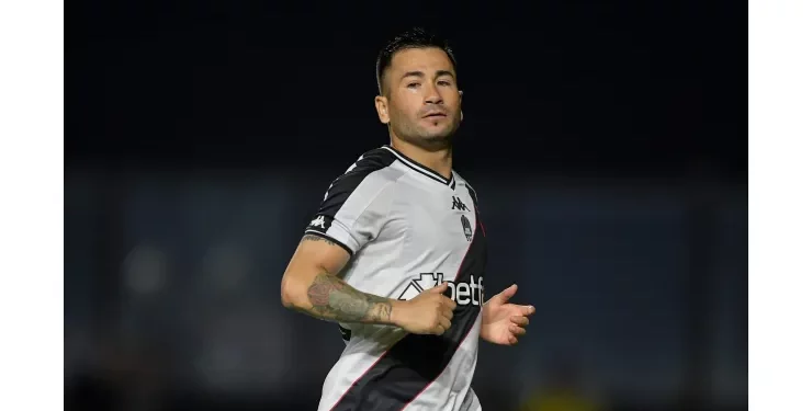 Jean David, do Vasco, não é convocado pela seleção chilena; Vargas, do Atlético-MG, é chamado