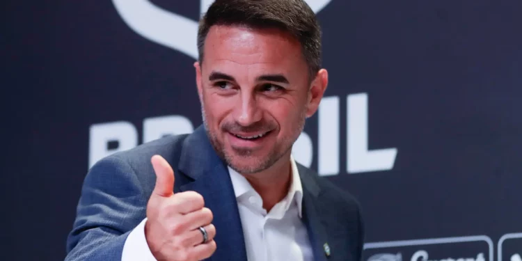 Rodrigo Caetano no Vasco? Entenda a situação do dirigente