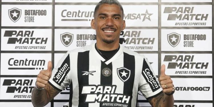 Jornalista Octávio Bocão afirma que volante Allan deve jogar no Vasco em 2025