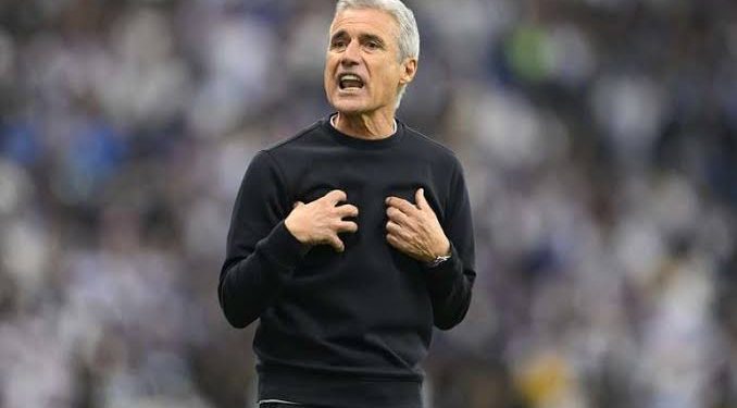 Santos está confiante em acerto com Luis Castro, enquanto Vasco monitora situação do treinador