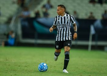 Vasco tem interesse no atacante Janderson para 2025