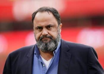 Em meio a disputa judicial, Vasco busca revenda da SAF e atrai interesse do grego Marinakis