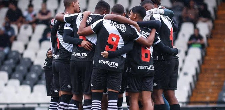 Vasco perde de virada para o Santos e é eliminado do Brasileirão de Aspirantes