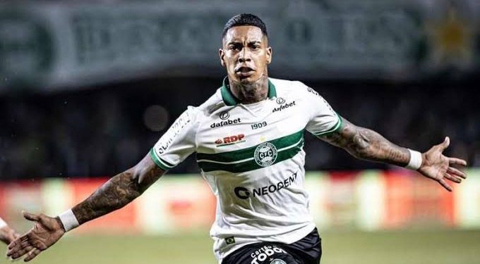 Vasco faz contato inicial por Alef Manga: Atacante está na mira para 2025