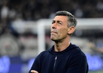 Vasco planeja substituto para Rafael Paiva: Caixinha e outros nomes estão no radar