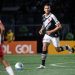 Souza busca espaço no Vasco e se oferece para atuar como zagueiro