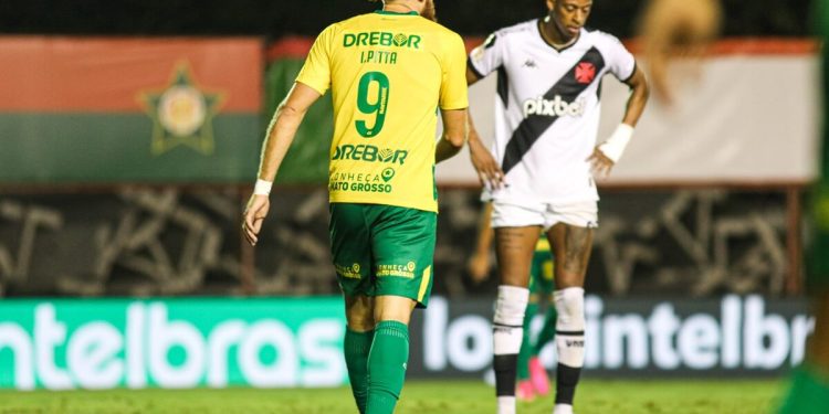 Alvo do Vasco fecha com clube paulista