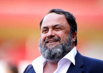 Bilionário grego confirma negociação com clube brasileiro Vasco é cogitado