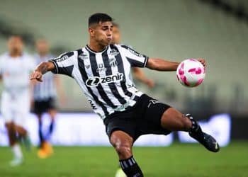 Como está a situação envolvendo Vasco e David Ricardo? Confira