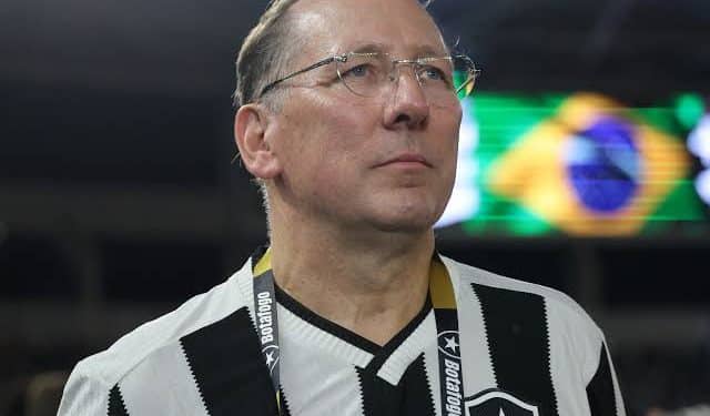 Botafogo abre brecha para Vasco avançar com jogador