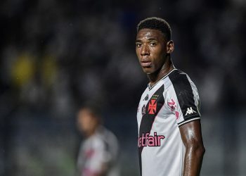 Vasco: Léo Pelé vai jogar no Athletico-PR ou não? Entenda a negociação
