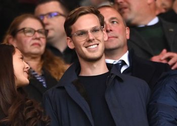 Reviravolta na SAF do Vasco: Herdeiro suíço-francês surge como possível investidor