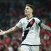 Vasco Atacante com 85 gols pode ser a solução para a reserva de Vegetti