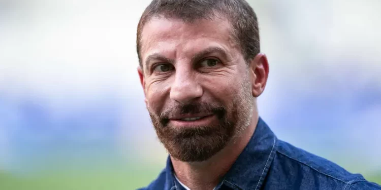 Vasco acerta sua primeira contratação para 2025