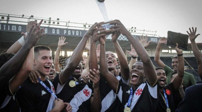 Vasco tem interesse em cria revelado pelo clube