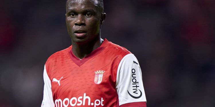 Confira lances de Bruma, atacante que negocia com o Vasco