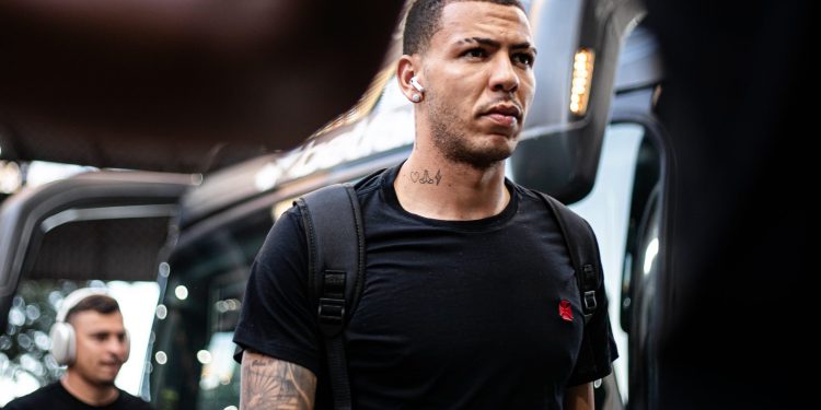 Vasco está perto de ganhar milhões com jogador que não rendeu no clube