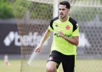 Gatilho em contrato do Vasco com Lucas Oliveira chama atenção