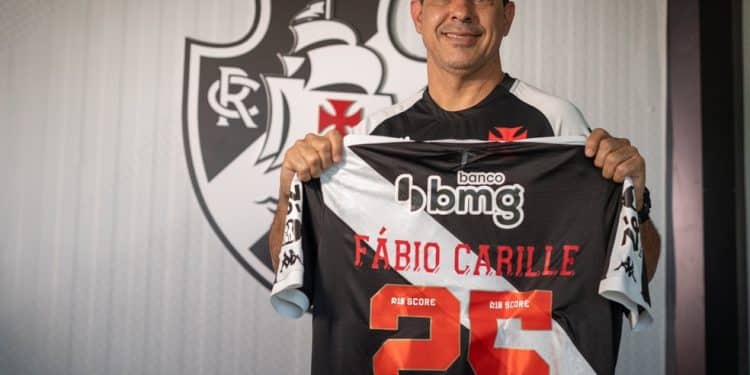 Empolgou a torcida! Carille detalha como será o Vasco versão 2025