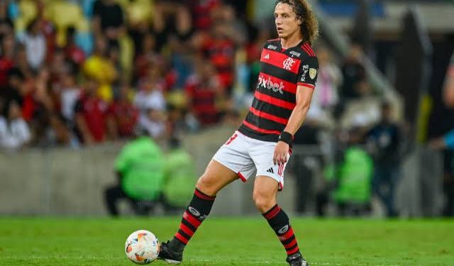 Alvo do Vasco, David Luiz praticamente define seu futuro