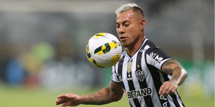 Vargas no Vasco? Empresário quebra silêncio e abre o jogo