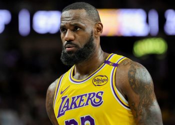https://vascaino.net/noticias-do-vasco/100-vasco-pode/ Imprensa europeia coloca LeBron James como possível dono do Vasco