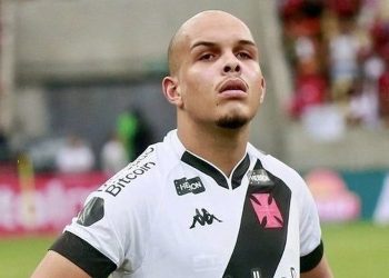 Lembra dele? Volante Rodrigo entra na Justiça contra o Vasco