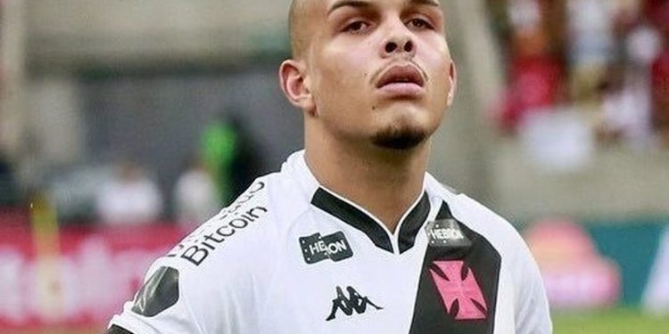 Lembra dele? Volante Rodrigo entra na Justiça contra o Vasco