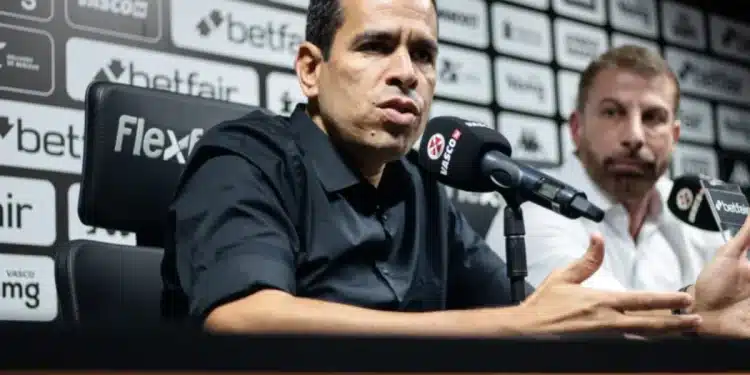 Mais um zagueiro é oferecido ao Vasco