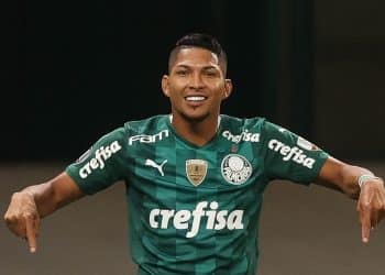 Vasco reativa projeto Rony e vai tentar a contratação do atacante