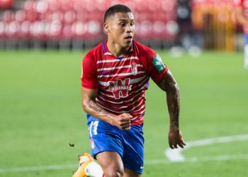 Vasco faz proposta por jogador desejado pelo Botafogo