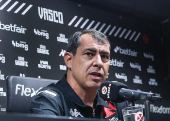 Carille confirma volta do time principal no Carioca e convoca torcida do Vasco