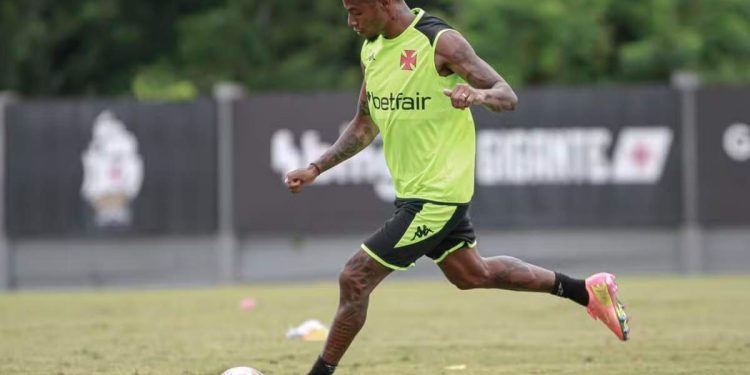 Tchê Tchê reencontra no Vasco jogador que conquistou 5 títulos