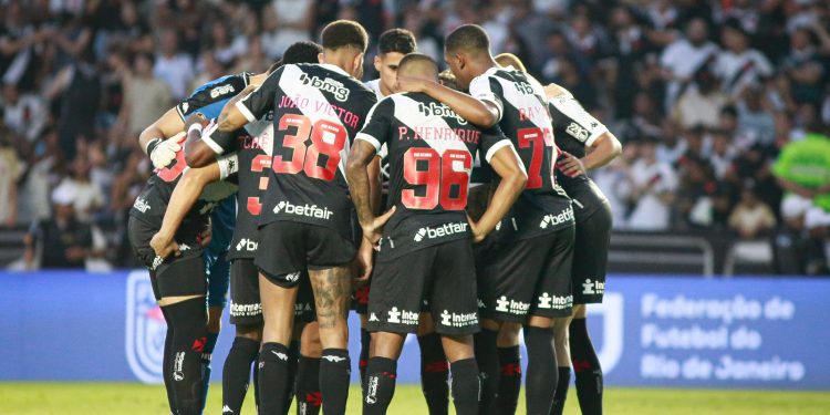 Onde assistir Vasco x Flamengo pelo Cariocão