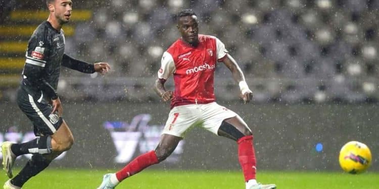 Benfica aplica chapéu no Vasco e pode contratar Bruma, revela site português