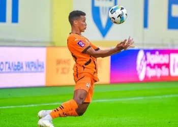 Diretoria do Vasco busca recuperar tempo perdido na janela e prepara pacotão de reforços