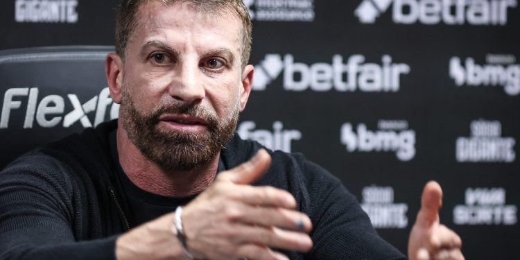 "Esquentou.." Dirigentes de Vasco e Flamengo trocam farpas antes mesmo do clássico