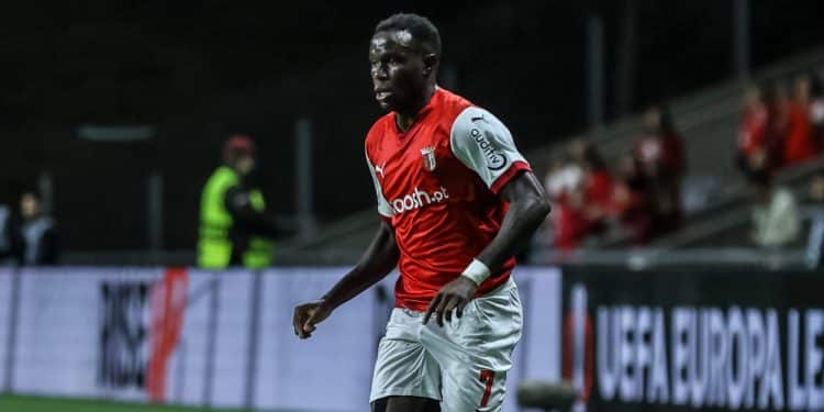 Faltou ousadia e inteligência do Vasco para contratar Bruma; entenda