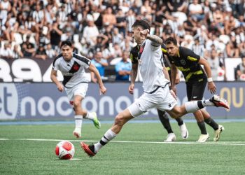 Jogadores do Vasco escolhem mando de campo na semifinal; confira