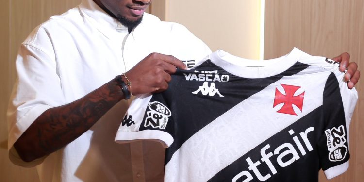 Loide Augusto se oferece para reforçar time do Vasco contra o Flamengo: "Estou pronto"