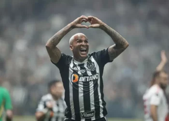 Desejo da torcida do Vasco, Deyverson entra na mira de clube brasileiro